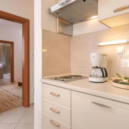 One Bedroom With Balcony 3 Vrboska
