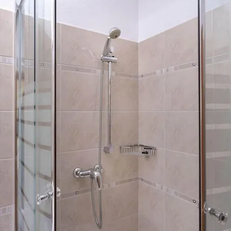 One Bedroom With Balcony 3 Apartman Vrboska
