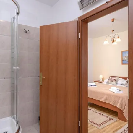One Bedroom With Balcony 3